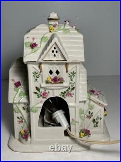 Vintage Royal Albert Old Country Roses Lighted Electric Flower Shoppe 8.5 in