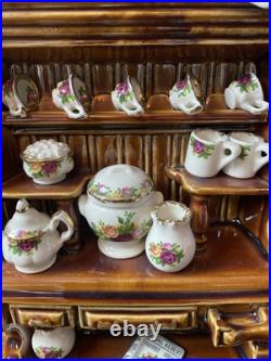 Vintage Royal Albert Old Country Roses Mini Teapot Welsh Dresser Rare Cat Topper Vintage Royal Albert Old Country Roses Mini Teapot Welsh Dresser Rare Cat Topper