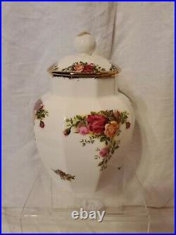 Vintage Royal Albert Old Country Roses RARE 8 Ginger Jar Ball Lid Excellent