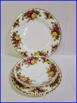 Vintage Royal Albert Set Of 20 Old Country Roses Salad, Bread, Saucer Plates