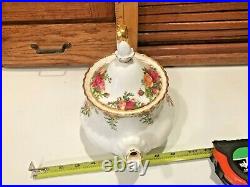 Vintage Royal Albert Six Cup Teapot Tea Pot Old Country Roses Excellent