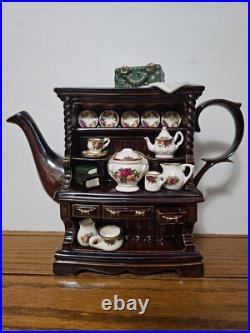 Vintage Royal Albert(old Country Rose) Welsh Dresser Tea Pot 1996 Vintage Royal Albert(old Country Rose) Welsh Dresser Tea Pot 1996