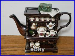 Vintage Royal Albert(old Country Rose) Welsh Dresser Tea Pot 1996 Vintage Royal Albert(old Country Rose) Welsh Dresser Tea Pot 1996