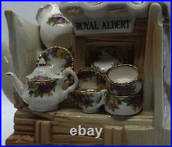 Vtg PAUL CARDEW Teapot Market Stall Old Country Roses ROYAL ALBERT