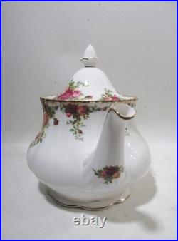 Vtg Royal Albert Bone China Old Country Roses 6 Cup Teapot