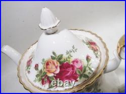 Vtg Royal Albert Bone China Old Country Roses 6 Cup Teapot