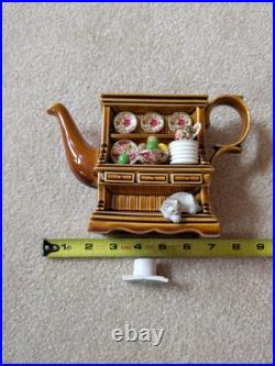Vtg teapot Royal Albert handcrafted by Cardew Old Country Roses unique/rare