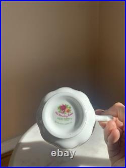X7 EUC Royal Albert Old Country Roses Teacup & Saucer SET Gold Rim READ